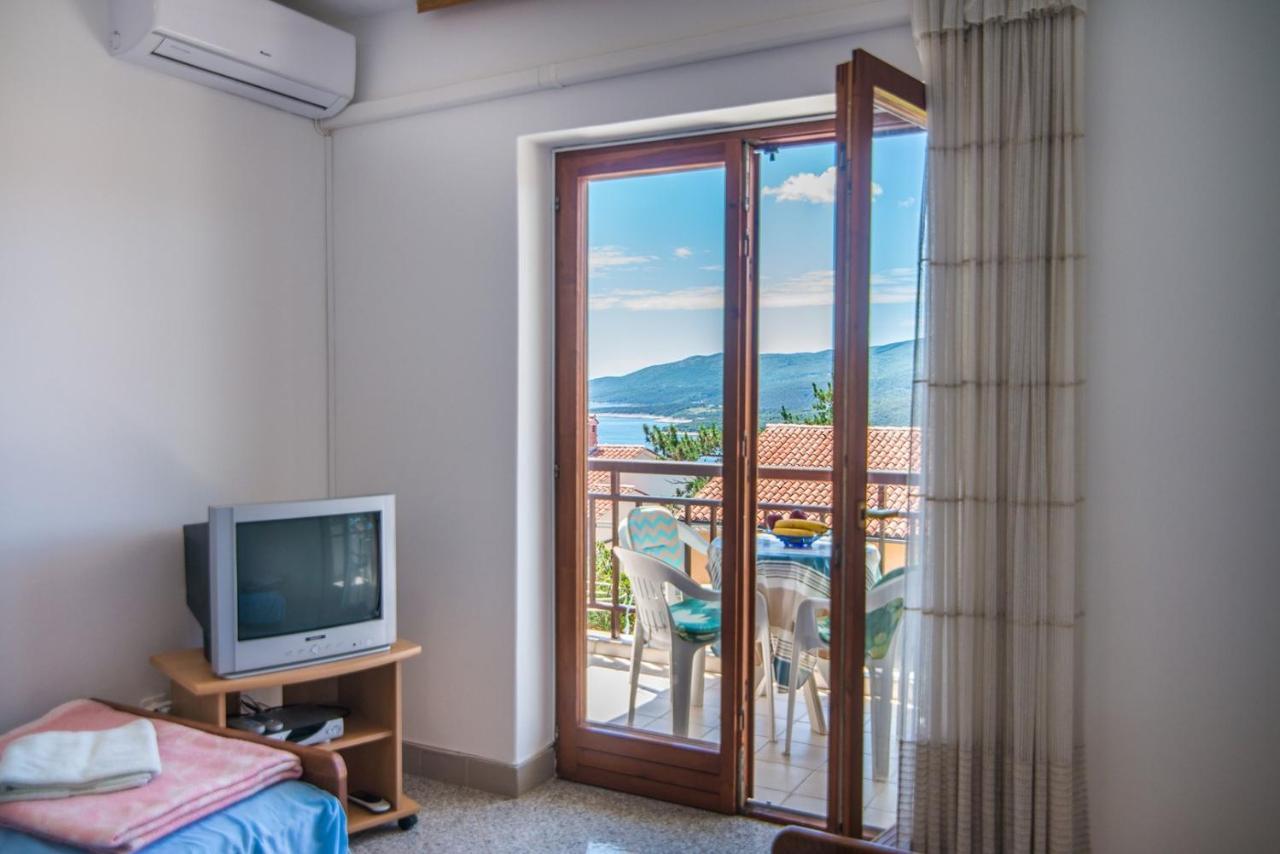 Apartments Pino Rabac Exterior photo