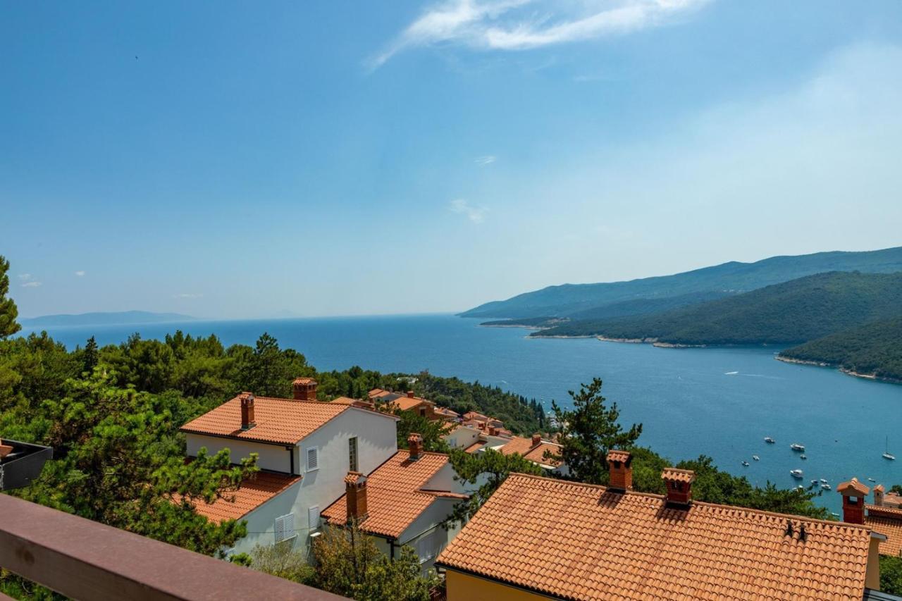 Apartments Pino Rabac Exterior photo